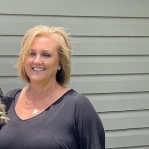 Meet your Posher, Connie bourque